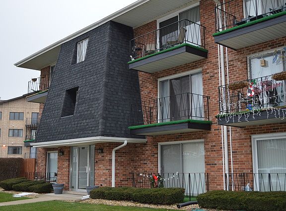 2nd image of 11016 S Keating Ave APT 2B