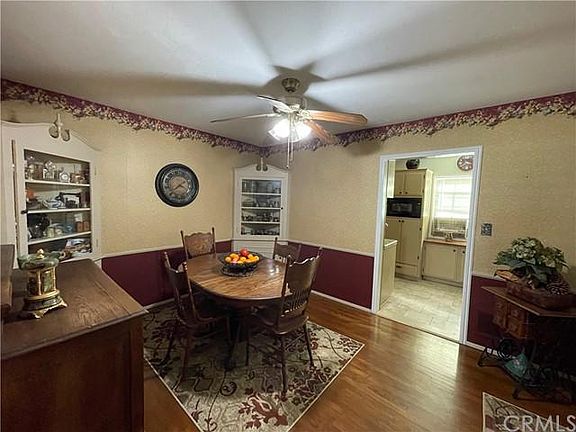 4th image of 1312 College Ave