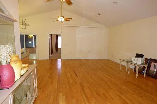 724 Ladner Dr — Photo 65