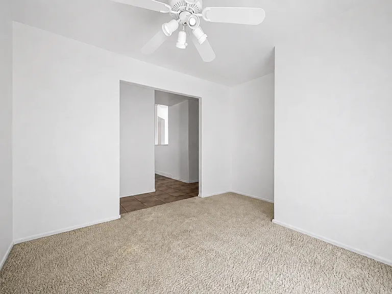 6906 W Phelps Rd — Photo 18