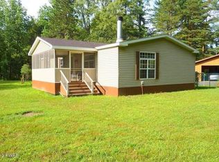 3818 River Rd, Equinunk, PA 18417