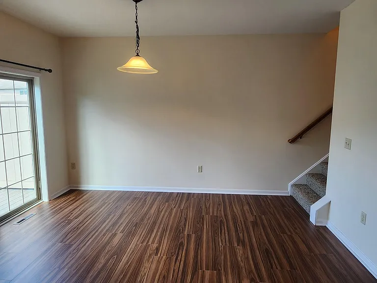 6341 Creekbend Dr — Photo 14
