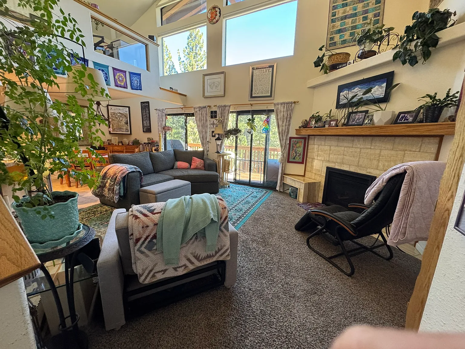 1 bed, 1.5 bath, 1355 sqft, $3,500 — Photo 2