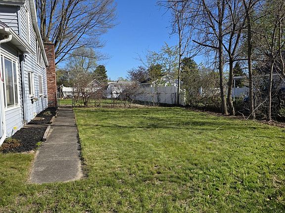 4th image of 2109 Westside Avenue