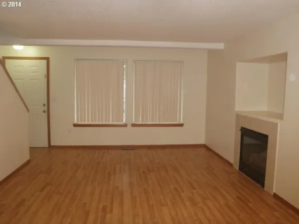 1104 SW Ivory Loop #13, Gresham, OR 97080