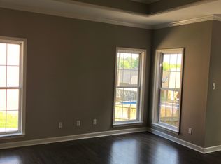 708 Pin Oak Dr, Searcy, AR 72143
