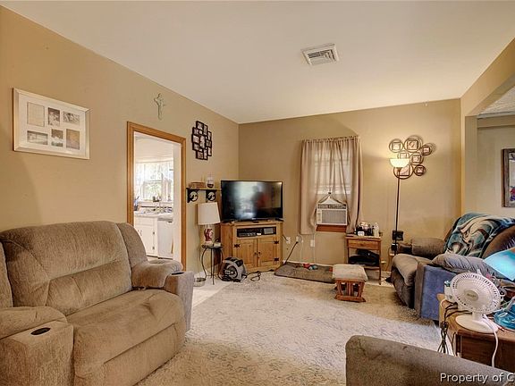 5th image of 2750 King William Ave