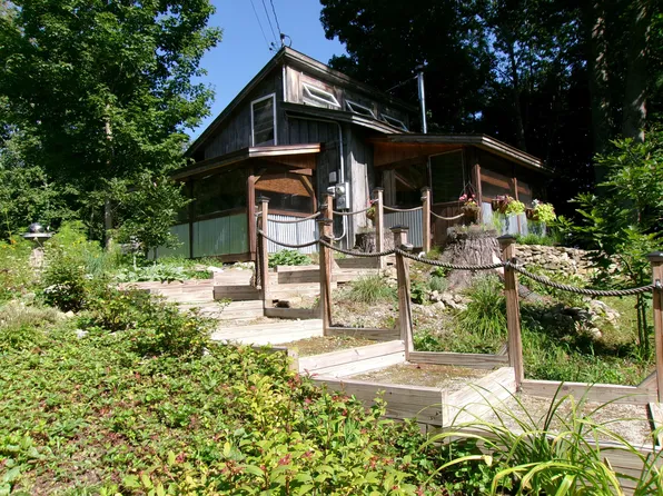 25 Spring Street, Livermore Falls, ME 04254