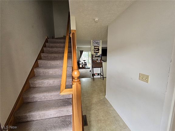 2nd image of 9999 Beverly Ln