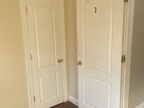3rd image of 230 Tecumseh Ave #3