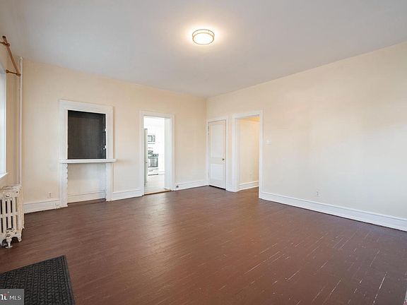 5th image of 5836 Henry Ave Floor 1