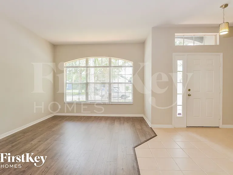 14832 Faberge Dr — Photo 2