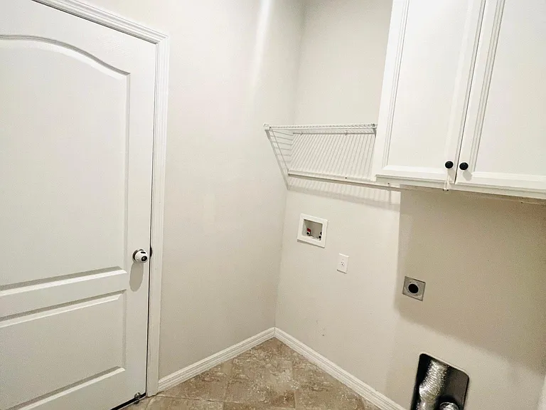 11321 Leland Groves Dr — Photo 38