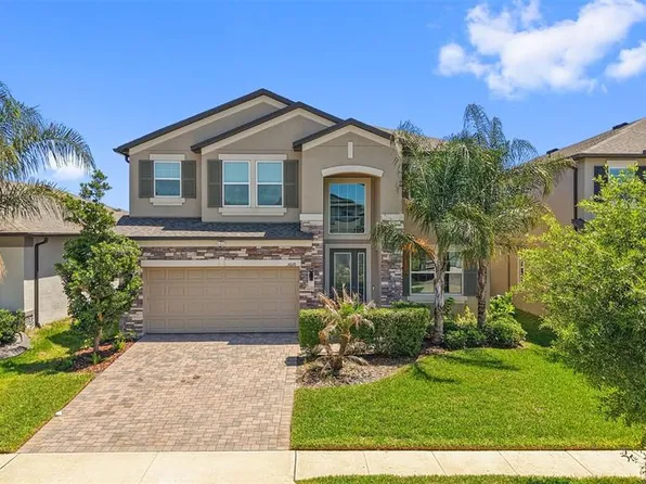 3010 Adams Cross Dr, Zephyrhills, FL 33540