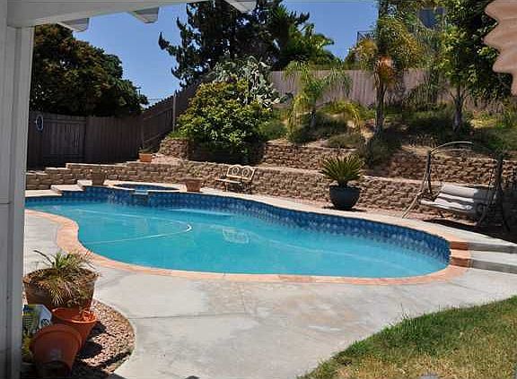 5th image of 251 E Millan St