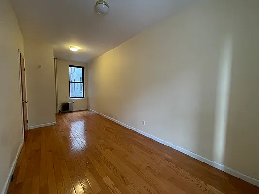 Rented by Oxford Property Group | media 10