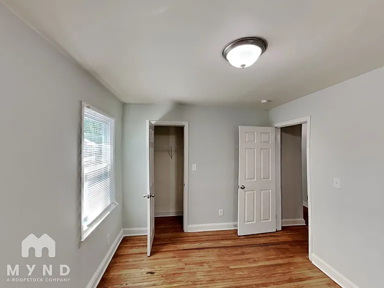300 Jones St #300 — Photo 7