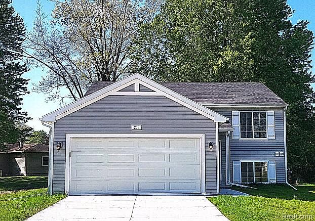 1st image of 209 Kingsberry Dr