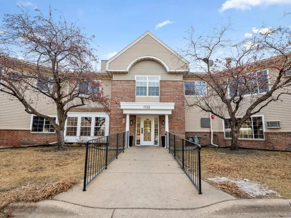 1729 6th St NE APT 214, Minneapolis, MN 55413