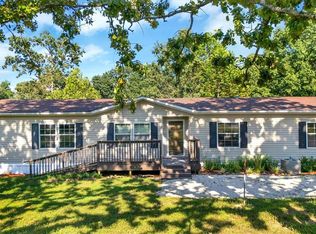 321 Breezy Ridge Ln, Bourbon, MO 65441