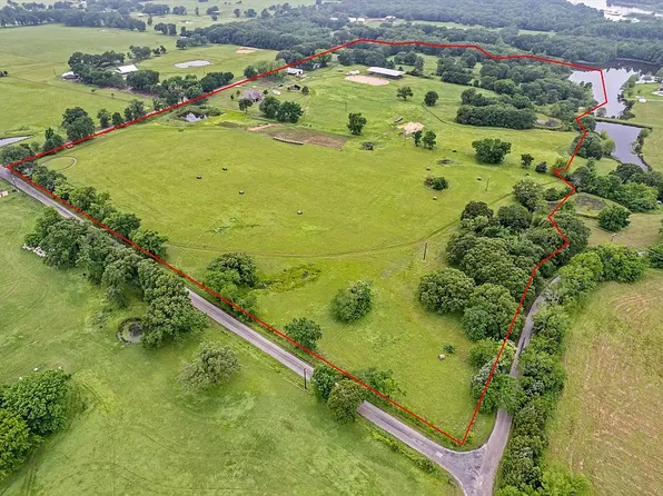 360 Rs County Rd #3419, Emory, TX 75440