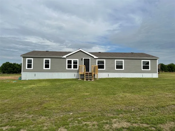 1115 County Road 4045, Ector, TX 75439