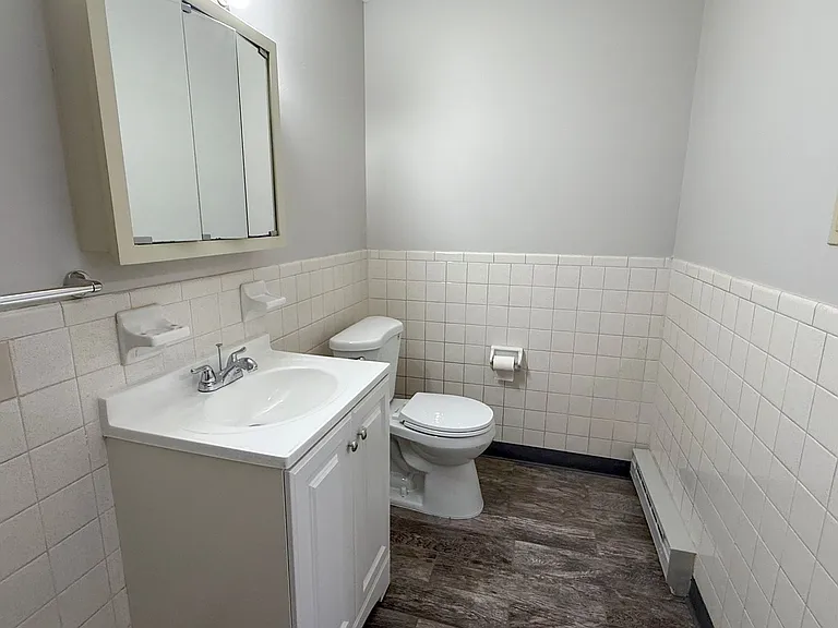 34 Wilson St — Photo 6
