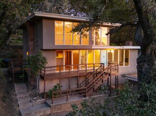 3556 Canyon Crest Rd, Altadena, CA 91001