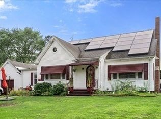 36 West Ave, Webster, MA 01570