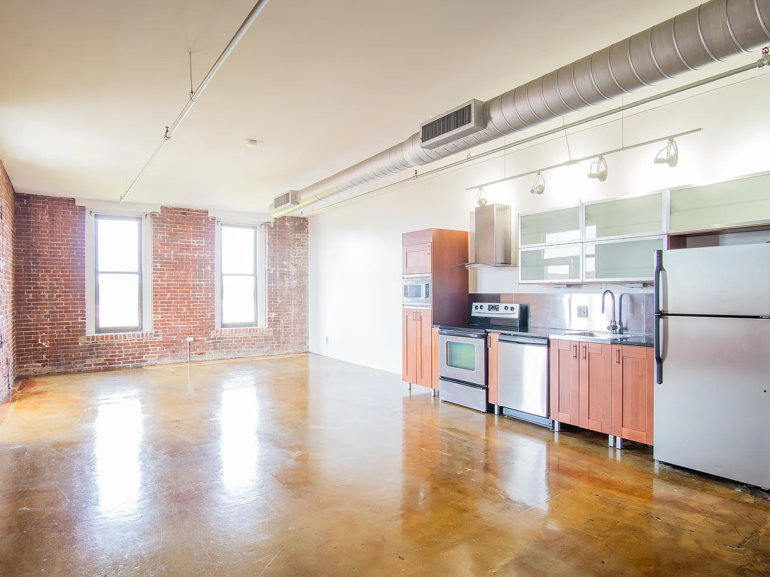 Delaware Lofts — Photo 3