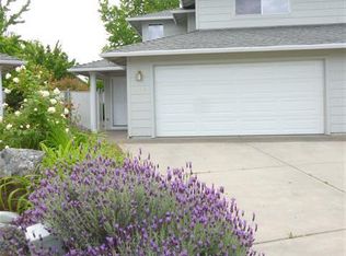 561 Brittni Ln, Central Point, OR 97502