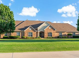 522 Oak Brook Dr, Lucas, TX 75002