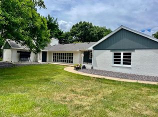 4827 N Knoxville Ave, Peoria, IL