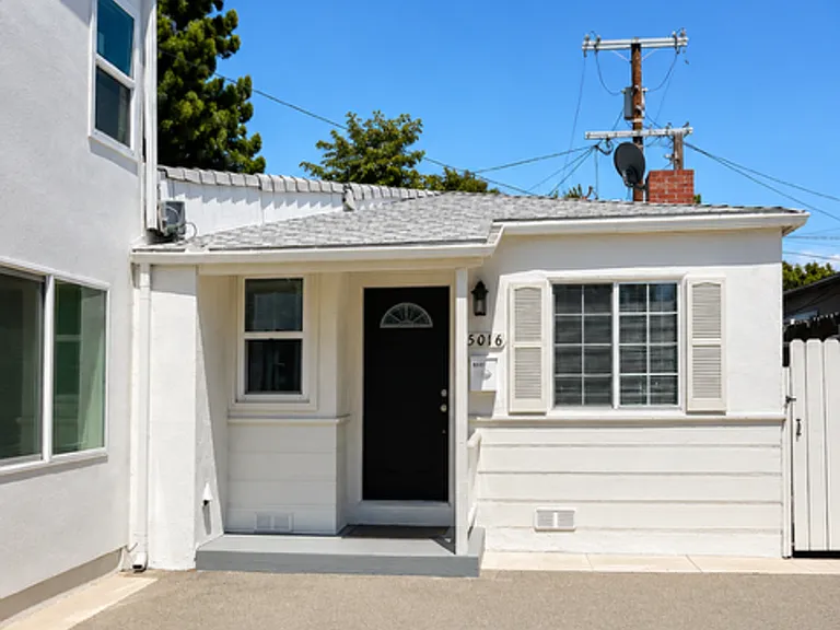 5016 Kester Ave — Photo 1
