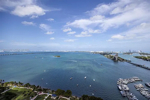 1750 N Bayshore Dr #3801 Photo 1