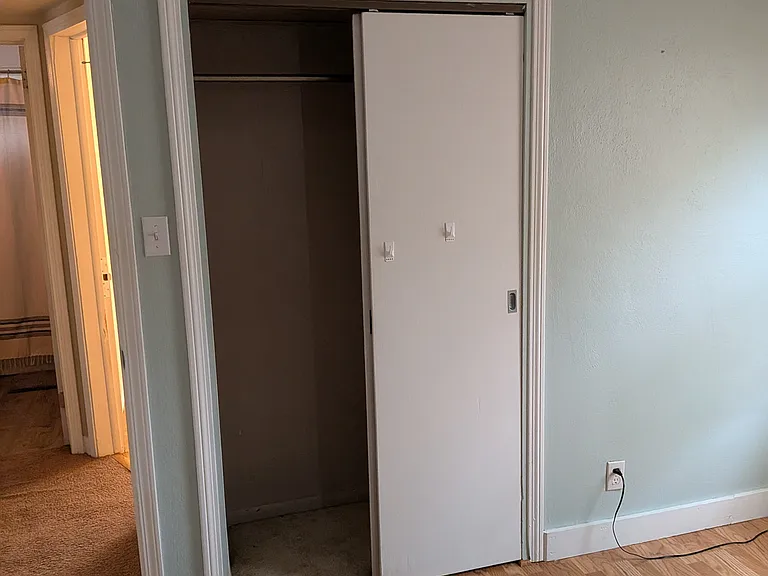 1436 Curtis Ave — Photo 16