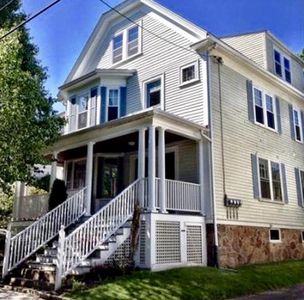 5 Larchmont Rd #1, Salem, MA, 01970