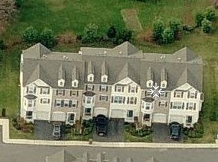 20 Sundance Way, Phillipsburg, NJ 08865