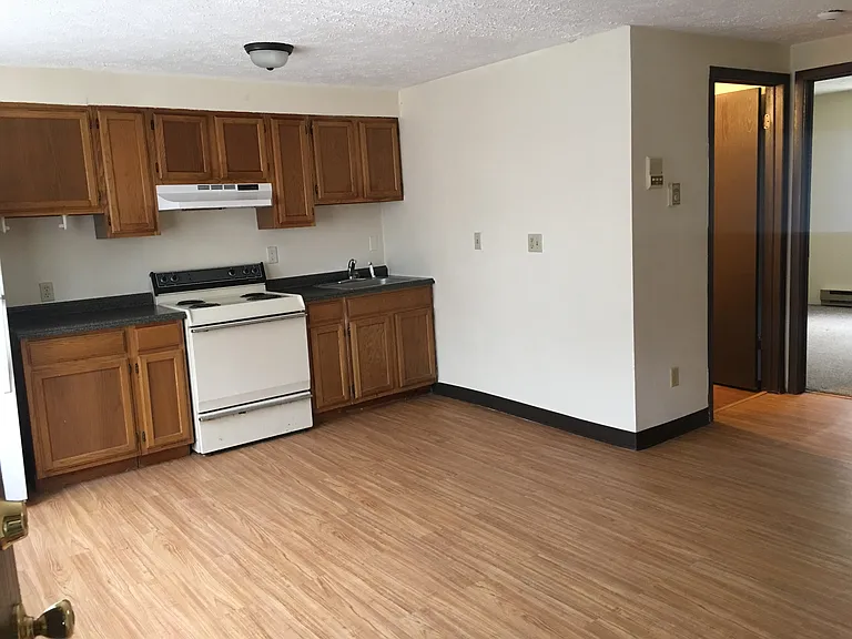 207 S Loder Ave #C-10 — Photo 3