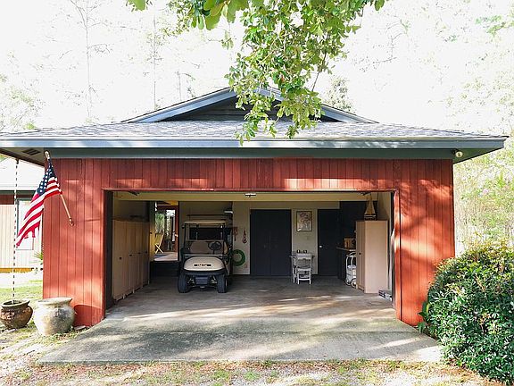 Spacious 2 car garage!