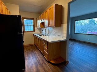 4902 Douglas Ave, Des Moines, IA 50310