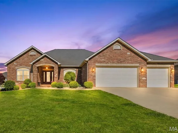 1508 Shadow Rdg, Columbia, IL 62236