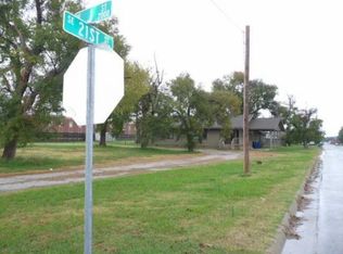 2001 SE J St, Bentonville, AR 72712