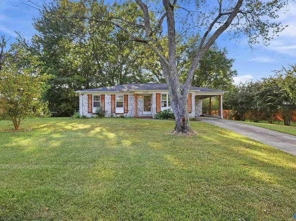 3209 Harvey St NW, Huntsville, AL 35810