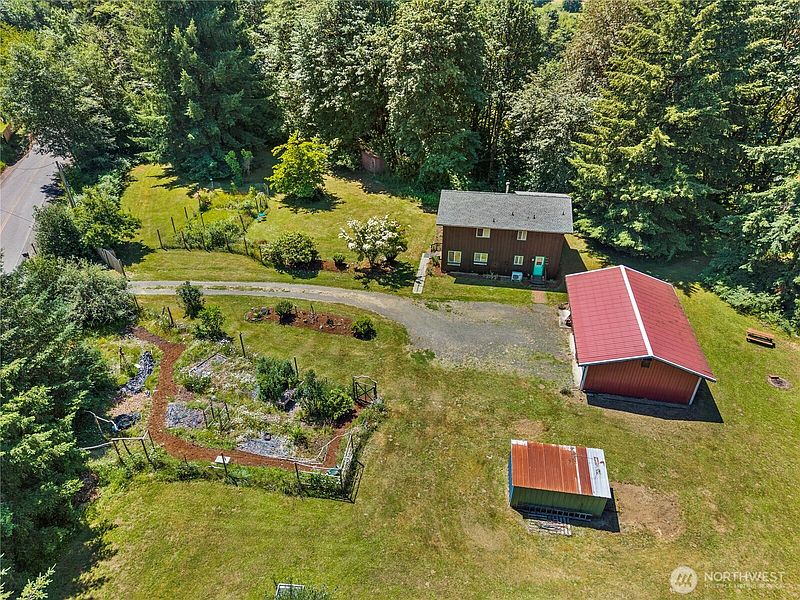 2nd image of 223 Porter Creek Road