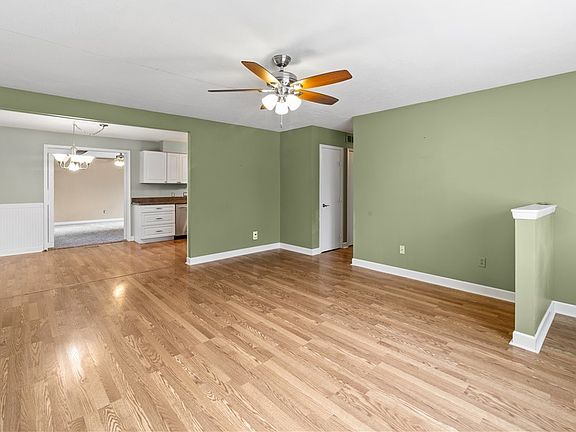 4th image of 7557 Fern Dr