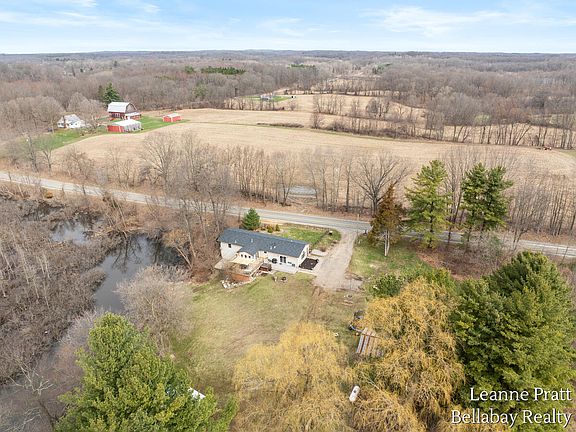 5th image of 3840 Harrington Rd