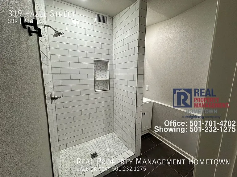 319 Hazel St — Photo 18