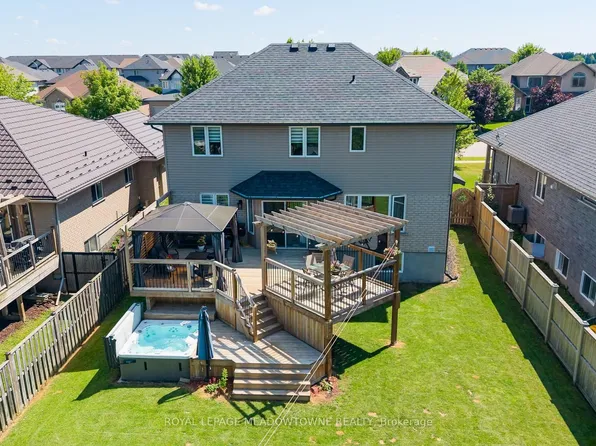 112 Schmidt Dr, Wellington North, ON N0G 1A0