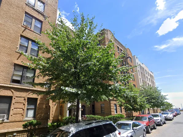 3105 Brighton 3rd Street image 1 of 17